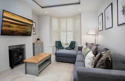 Spacious, High Spec & Modern - Foto 2