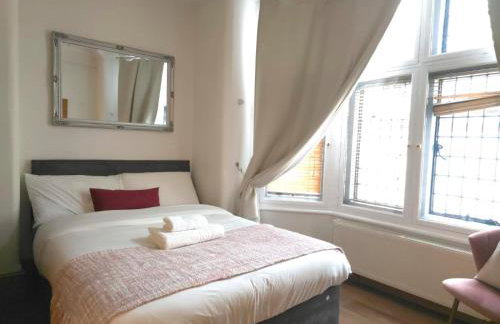 Original Trafalgar Square Apartment near Buckingham Palace - Foto 4