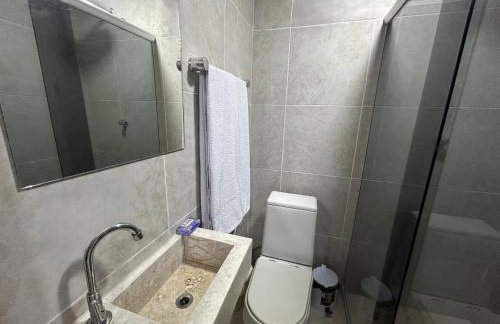 Mini Studio funcional mobiliado com cozinha e WC privativo - Foto 30