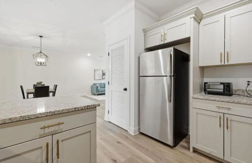 Relaxing 2BR Home w Contemporary Style - Foto 21