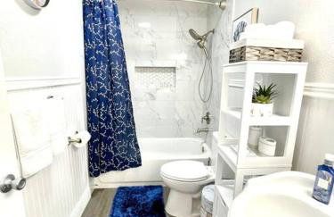 Casa Bella Homes - Top floor 2-BR 1 Bath Condo, Centrally located - Foto 9