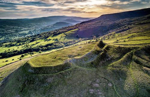 2 bed period cottage sleeps 4 in central Crickhowell - Photo 24