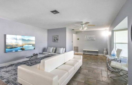 Beach Retreat Downtown Hot Tub - Foto 6