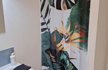 Jeny 4 - calme - wifi - stationnement gratuit - Foto 9