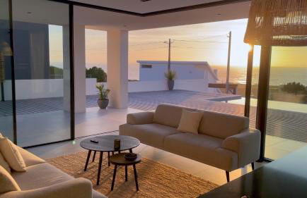 Exclusive Beach House with full sea view, Luxury and Comfort by the Sea - Foto 9