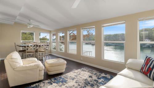 Pet-Friendly Home, Great Dock, Waterfront, Lake Views, Boat Slip - Foto 2