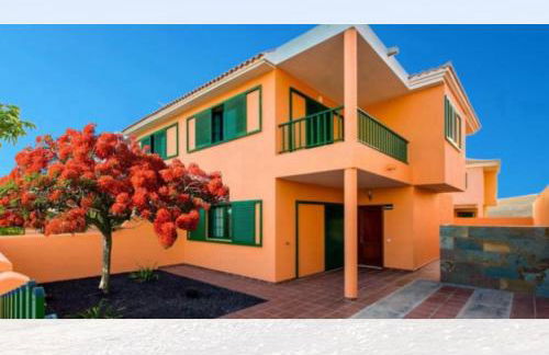 Villa Garden - Photo 1