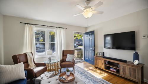 Comfy Coastal Getaway with Modern Comforts home - Foto 2