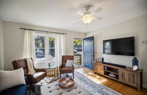 Comfy Coastal Getaway with Modern Comforts home - Foto 2