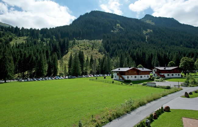 Chalet in Saalbach Near Ski Lift & Sauna - Foto 28