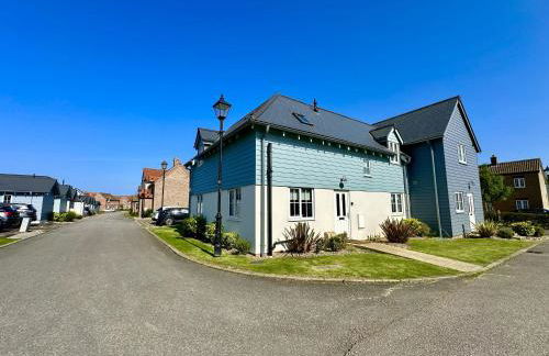 Aubergine Cottage - Part of the The Bay Filey Holiday Village with pool, gym and direct beach access, pub, restaurant, tennis and meadows walks - Foto 1