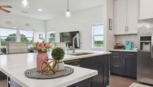 Modern Farmhouse in McDade - Foto 4