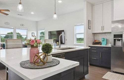 Modern Farmhouse in McDade - Foto 4