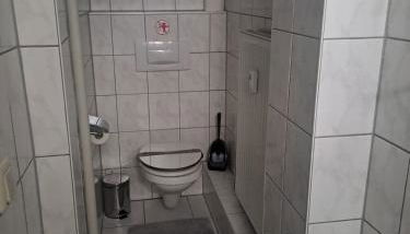 Geräumige 2-Z-Whg m Wohnküche für 4 P im 4 OG - Foto 2