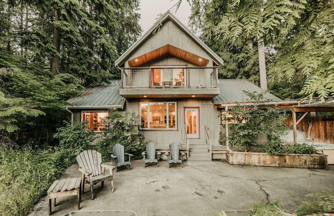 70MBR- Hot Tub - BBQ - Wi-Fi - Pets Ok - Sleeps 8 - Foto 1