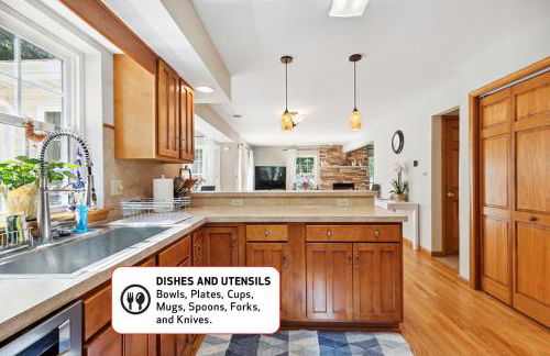 Spacious Home by Kalahari Waterpark, Camelback, Jim Thorpe, FREE EV and PRIVATE SAUNA - Foto 11