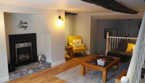 Stone Cottage - Photo 1