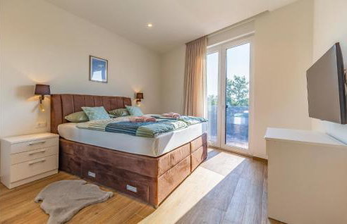 Beautiful Home In Porec With Kitchen - Foto 40