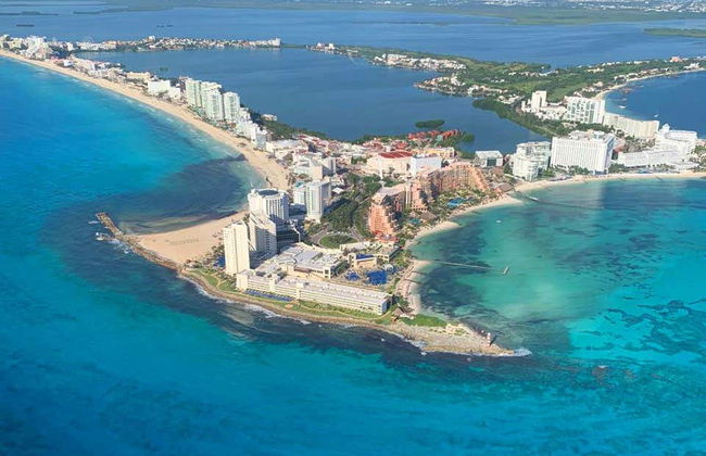 Vol en hélicoptère au-dessus de Cancún - Photo 2
