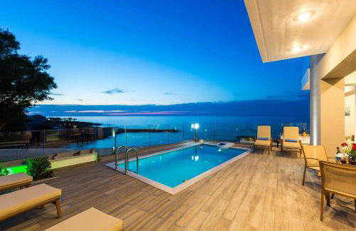 Contessa Del Mare - Premium Beachfront Villa by etouri - Photo 6