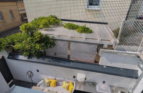 HOUSE 756 MAINZ - DESIGN-FERIENHAUS, 4 Schlafzimmer, 3 Bäder, SAUNA & Kamin - Foto 12