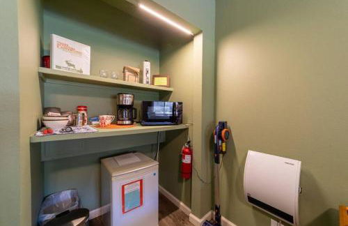 Elk Meadow Cabins 15B Lady Bird - Single Room - Photo 5