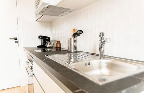 Le Soft - Beau logement - Centre - Gare - Tram - Superbe vue Sarthe - Foto 8