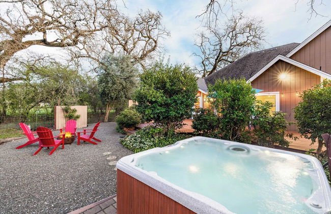 Valley of the Moon by Avantstay Tranquil Escape, Large Yard w/ Hot Tub & Fire Pit - Foto 48