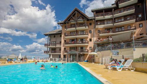 Résidence Pierre & Vacances Le Thabor - Foto 2, sunbed