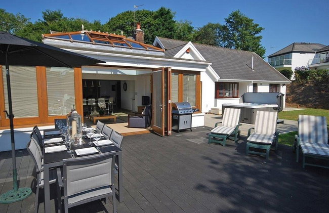 Oaktree Lodge - Luxury Cottage, Hot Tub, Sea Views - Foto 51