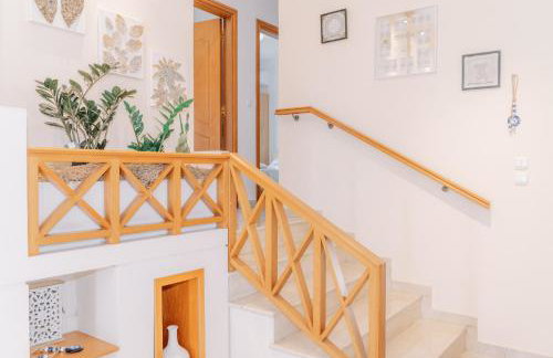 Propodes Luxury Villa - Photo 34