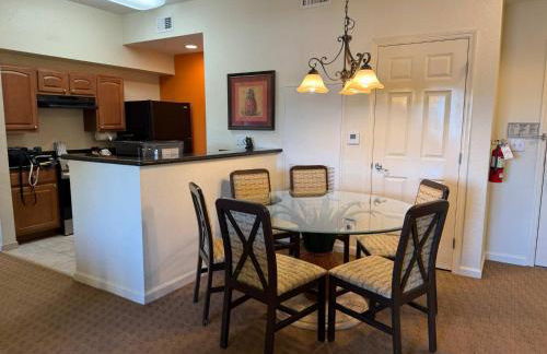 2BED 2BATH near Disney PiratePool Spa Balcony - Foto 15