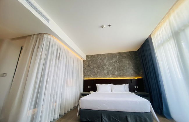 NEWCC HOTEL & SERVICED APARTMENT - Photo 7