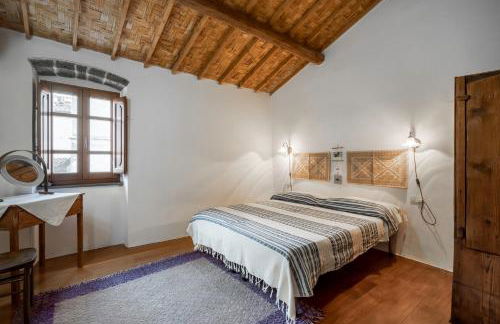 Home Slow between Sea and Olive Trees, Terrace and Tranquility in the Village of Seneghe - Foto 4