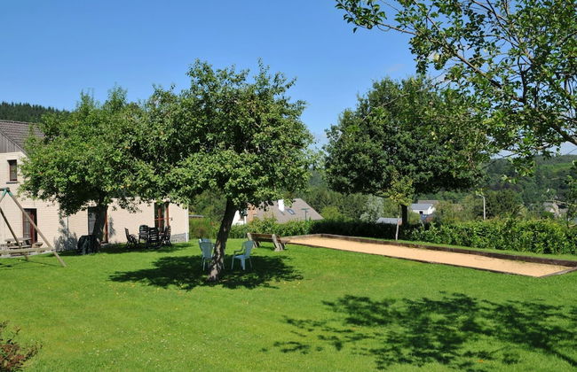 Chalet Just Outside Hampteau Offering Magnificent Views Across the Ourthe Valley - Foto 1