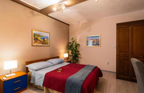 Gorgeous Apartment In Kucice With Wifi - Photo 5