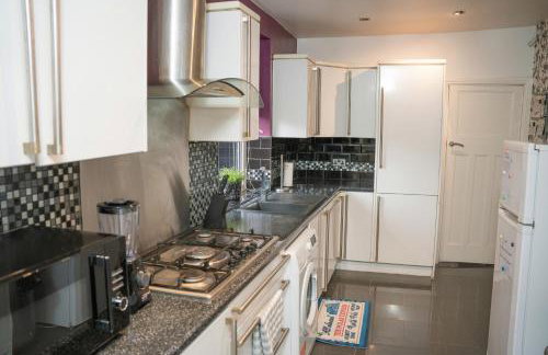 Modern & Spacious 4 Bedroom Residence in manchester - Foto 13