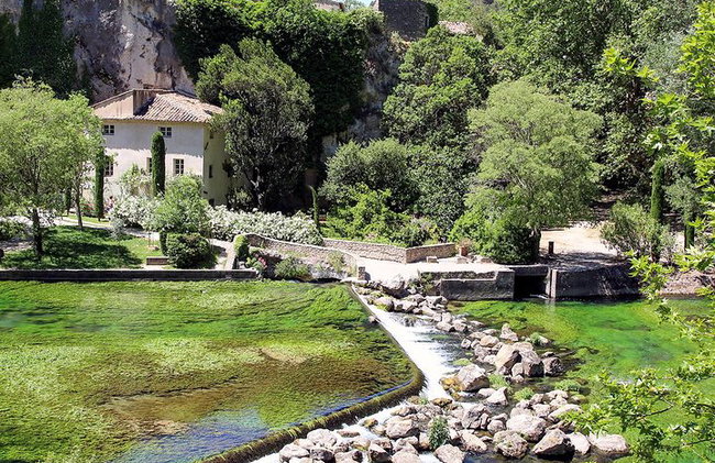 Avignon And L'Isle-sur-la-Sorgue France's Antique Capital - Photo 8