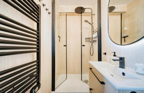 MyJolieParisHome - King size beds, 2 bathrooms, free parking - Foto 12