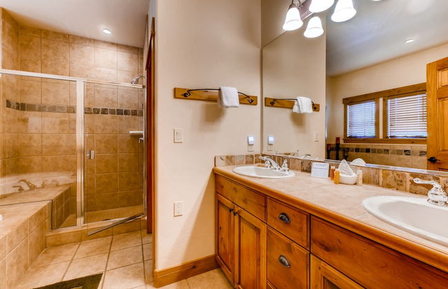 EagleRidge Lodge & Townhomes - Foto 43