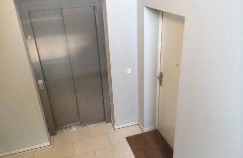 2 Bedroom Mauerpark-Apartment, Berlin Mitte View calendar - Foto 54