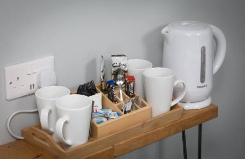 Modern en-suite room in country PubRestaurant 1 with communal kitchen - Pass the Keys - Foto 13