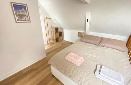 Jolie maison Margnotine avec cour & parking privés - Foto 8