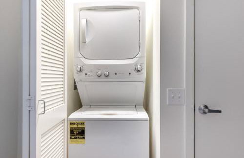 Loop Studio w Pool Gym nr Theatre District CHI-248 - Photo 12