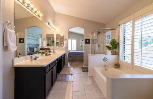 Desert Oasis 4BD 3BA, Lux Resort Pool in Mesa, AZ - Foto 46