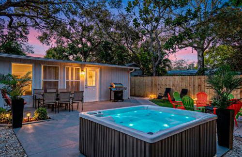 Updated Sarasota Retreat Spa Hot Tub Prime Location - Foto 1