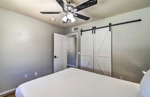 1 Mi to Surprise Stadium! Desert Poolside Oasis - Foto 20