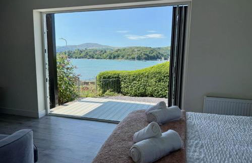 The Old Tywyn Post Office - Photo 21