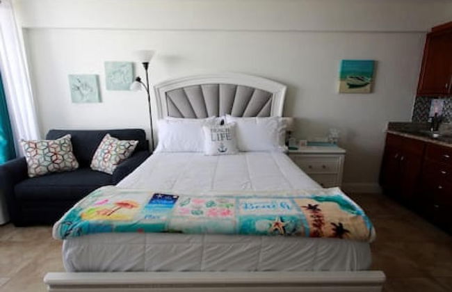 613 3 Beds Luxury Beachfront Studio Ideal 4 Long Stays - Foto 51