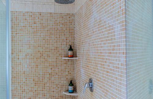 Casa Chalet Villa con piscina, jardín y aire acondicionado cerca de Valencia en La Eliana-L'Eliana - Foto 69